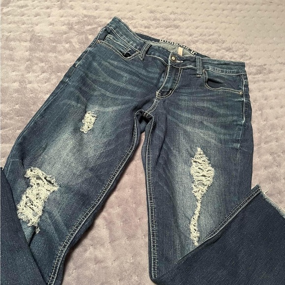 Size 11 Hydraulic “Lola”. Says capris but comes to my ankles with a roll - Picture 4 of 5